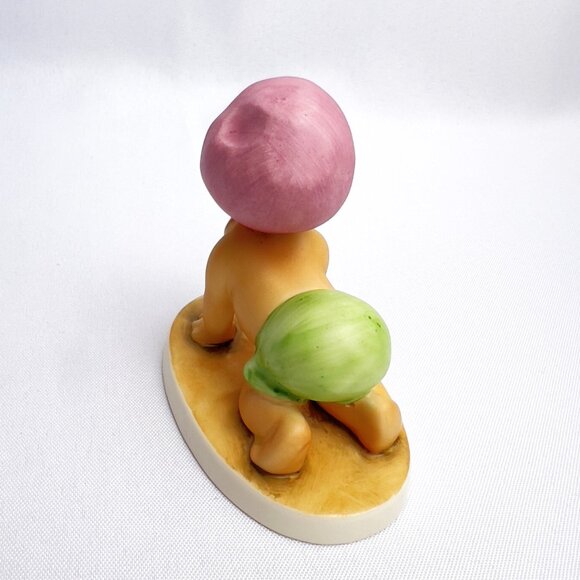 Goebel Beach Baby Vintage Figurine 10509-08 Porcelain W Germany Mid-Century - Picture 4 of 9